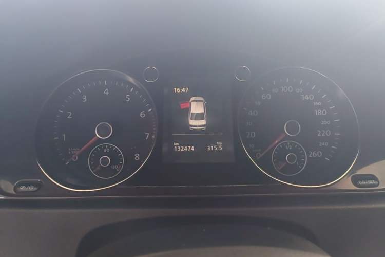 Used Volkswagen Magotan 2015 1.8TSI Prestige Model Instrument Cluster