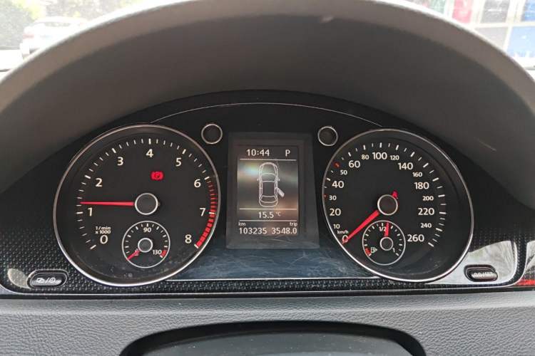 Used Volkswagen Magotan 2015 Facelift 1.8TSI Luxury Model Instrument Cluster