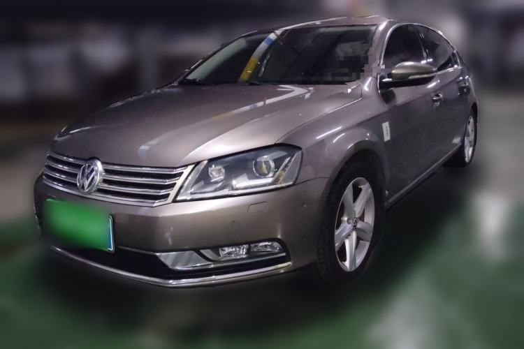 Used Volkswagen Magotan 2015 2.0 TSI Prestige Model Guazi used car, China used car export, Used car for sale, Used  cars, Cheapest cars for sale