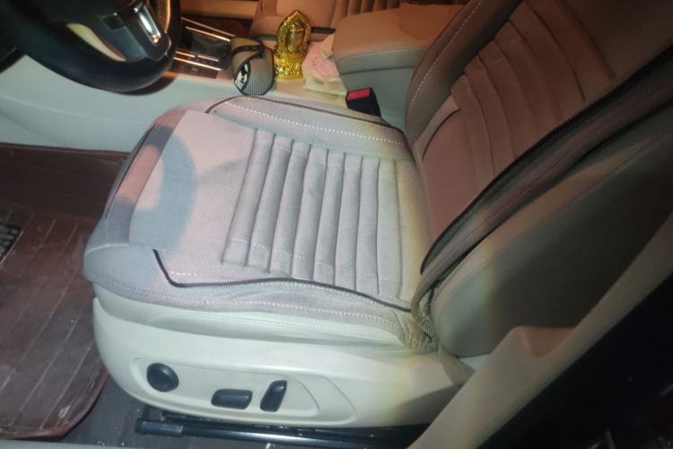 Used Volkswagen Magotan 2015 1.8TSI Advanced Model Left Front Seat