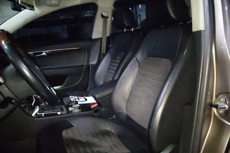 Used Volkswagen Magotan 2015 2.0 TSI Prestige Model Left Front Seat
