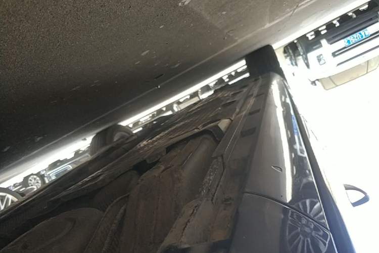 Used Volkswagen Magotan 2015 1.8TSI Advanced Model Left Side Sill