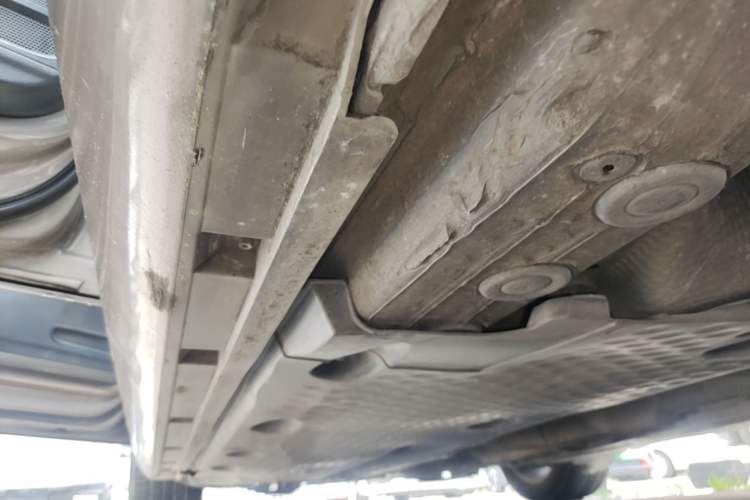 Used Volkswagen Magotan 2015 1.8TSI Advanced Model Left Side Sill