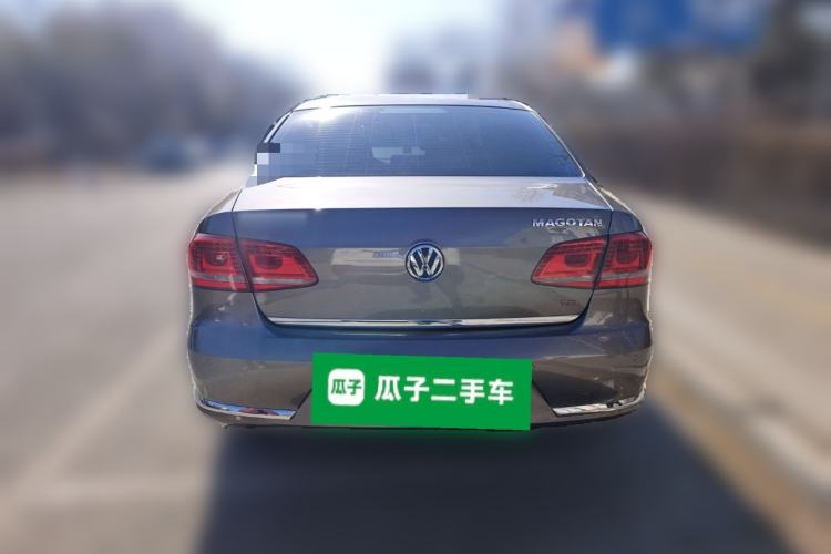 Used Volkswagen Magotan 2015 Revised Version 2.0 TSI Luxury Edition Rear