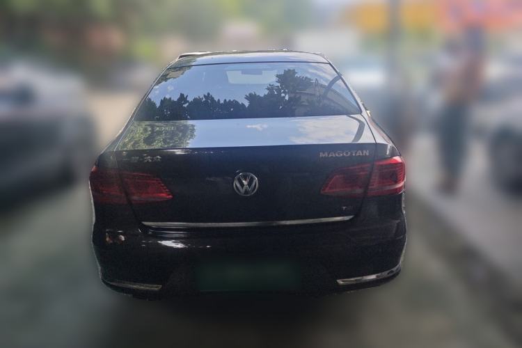 Used Volkswagen Magotan 2015 1.8TSI Advanced Model Rear