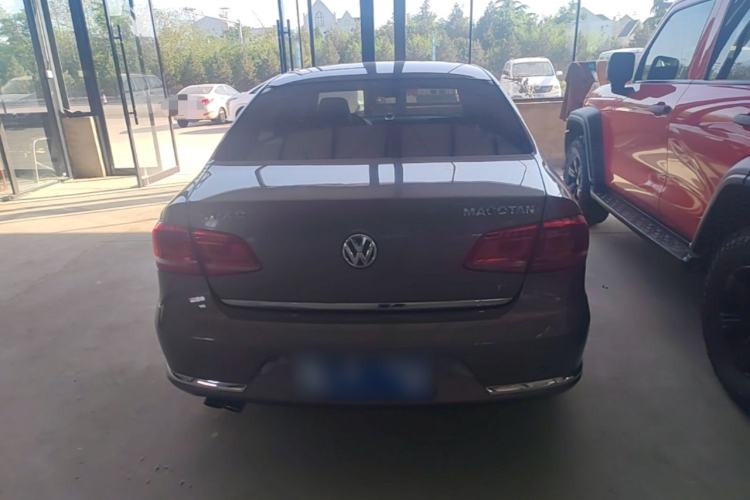 Used Volkswagen Magotan 2015 1.8TSI Prestige Model Rear