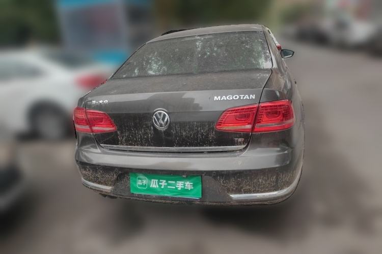 Used Volkswagen Magotan 2015 1.8TSI Advanced Model Rear
