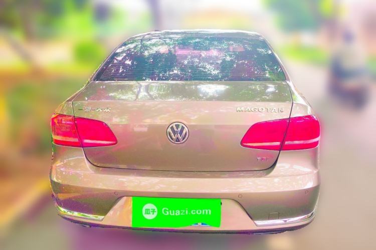Used Volkswagen Magotan 2015 Facelift 1.8TSI Luxury Model Rear