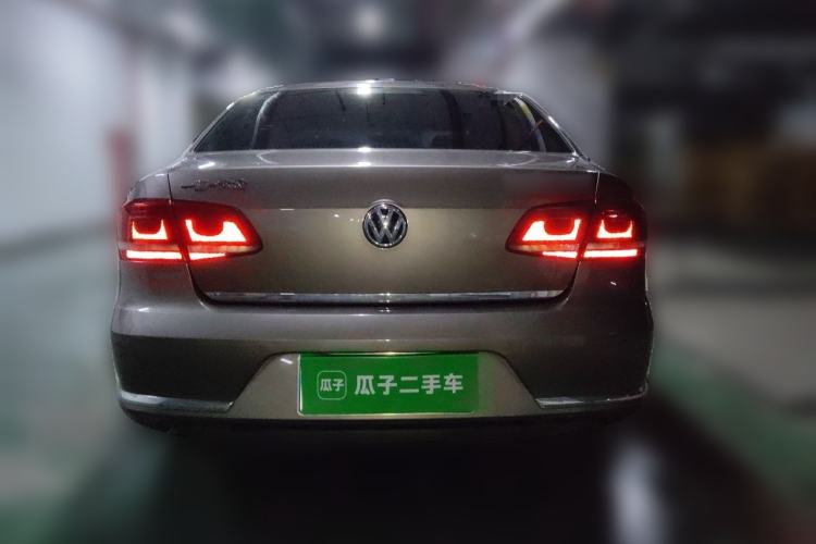 Used Volkswagen Magotan 2015 2.0 TSI Prestige Model Rear