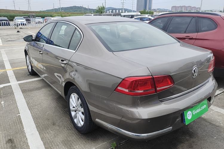 Used Volkswagen Magotan 2015 1.8TSI Advanced Model Rear Left 45 Deg