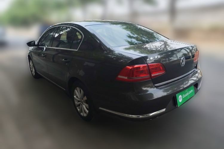 Used Volkswagen Magotan 2015 Facelift 1.8TSI Luxury Model Rear Left 45 Deg