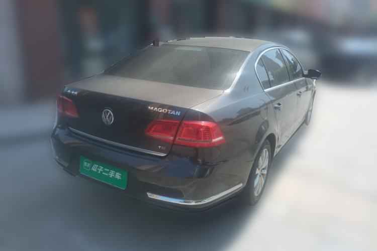 Used Volkswagen Magotan 2015 1.8TSI Advanced Model Rear Right 45 Deg