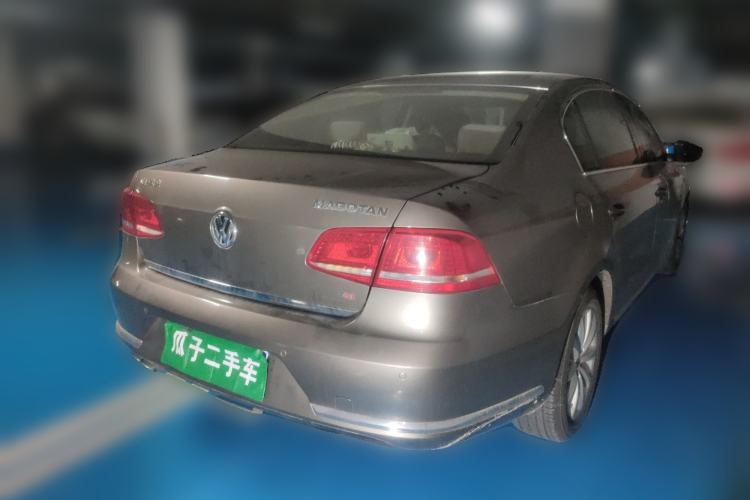 Used Volkswagen Magotan 2015 1.8TSI Advanced Model Rear Right 45 Deg