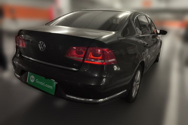 Used Volkswagen Magotan 2015 1.8TSI Advanced Model Rear Right 45 Deg