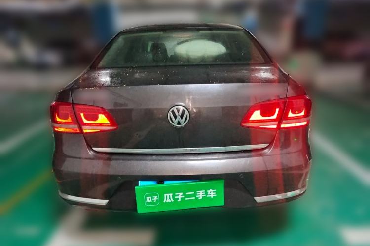 Used Volkswagen Magotan 2015 1.8TSI Advanced Model Rear
