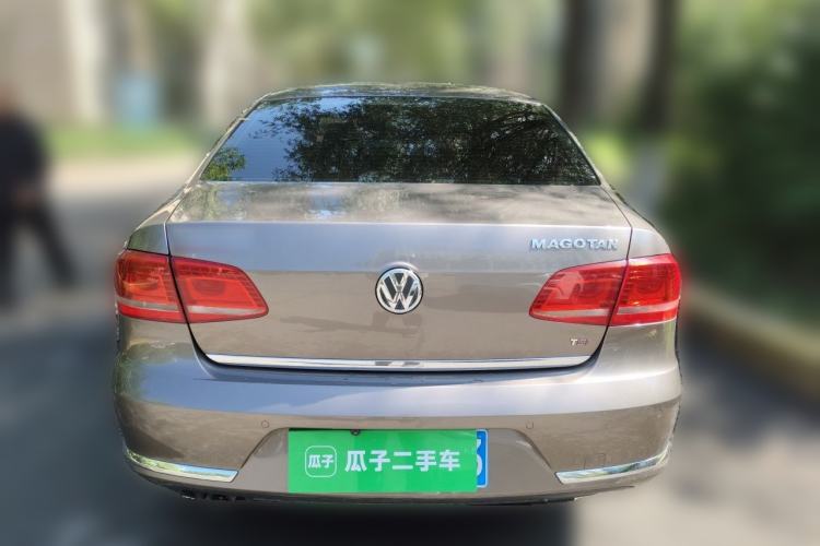 Used Volkswagen Magotan 2015 1.8TSI Luxury Model Rear