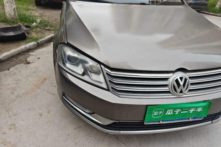 Used Volkswagen Magotan 2015 1.8TSI Luxury Model Right Front Headlight