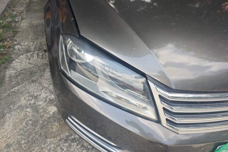 Used Volkswagen Magotan 2015 1.8TSI Advanced Model Right Front Headlight
