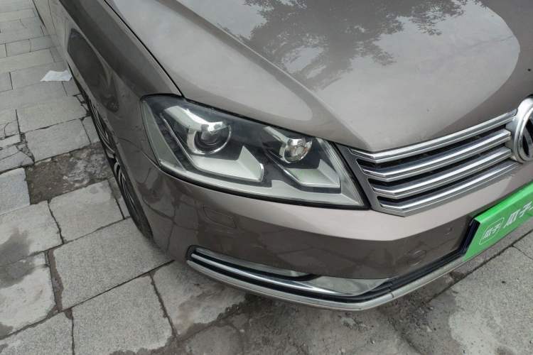 Used Volkswagen Magotan 2015 1.8TSI Prestige Model Right Front Headlight