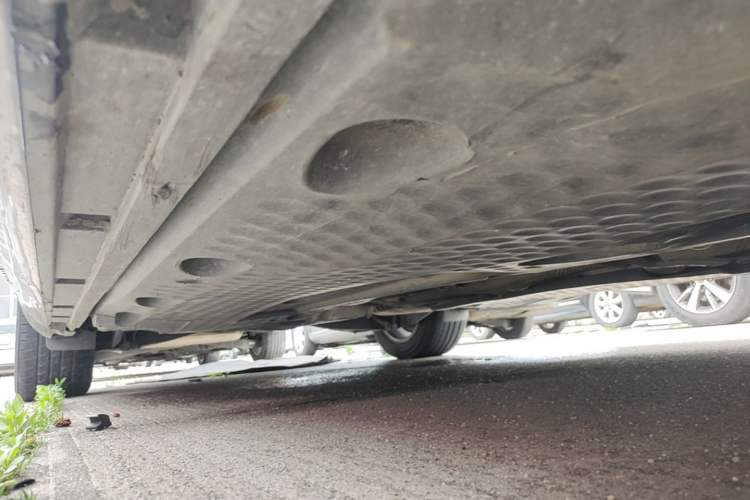 Used Volkswagen Magotan 2015 1.8TSI Advanced Model Right Side Sill