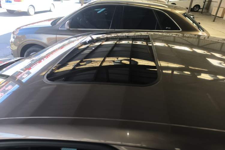 Used Volkswagen Magotan 2015 1.8TSI Prestige Model Roof