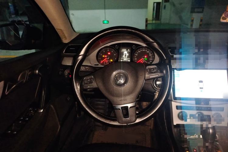Used Volkswagen Magotan 2015 1.8TSI Advanced Model Steering Wheel