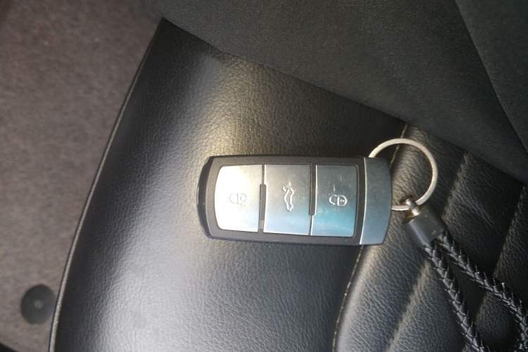 Used Volkswagen Magotan 2015 1.8TSI Advanced Model Vehicle Key