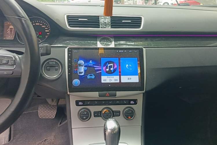 Used Volkswagen Magotan 2015 Revised Version 2.0 TSI Luxury Edition Audio And AC Panel