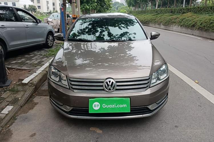 Used Volkswagen Magotan 2015 Revised Version 2.0 TSI Luxury Edition Front