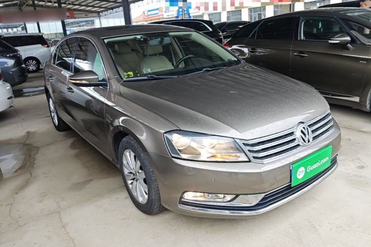 Used Volkswagen Magotan 2015 1.8TSI Advanced Model Front Right 45 Deg
