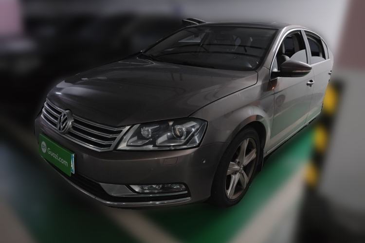 Used Volkswagen Magotan 2015 2.0 TSI Prestige Model Guazi used car, China used car export, Used car for sale, Used  cars, Cheapest cars for sale