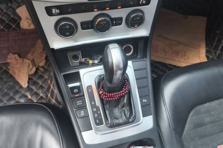 Used Volkswagen Magotan 2015 2.0 TSI Luxury Model Gear Lever