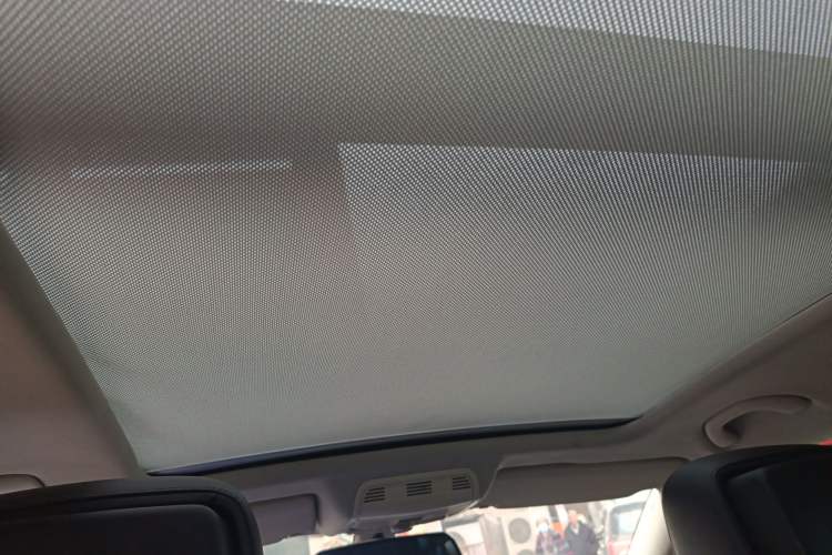 Used Volkswagen Magotan 2015 Travel Edition 2.0 TSI Comfort Version Headliner