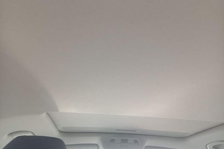 Used Volkswagen Magotan 2015 2.0 TSI Luxury Model Headliner
