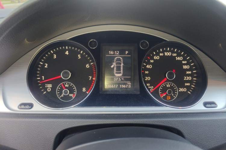 Used Volkswagen Magotan 2015 1.8TSI Advanced Model Instrument Cluster