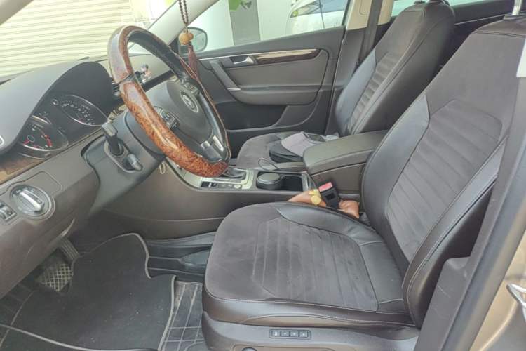 Used Volkswagen Magotan 2015 Travel Edition 2.0 TSI Comfort Version Left Front Seat