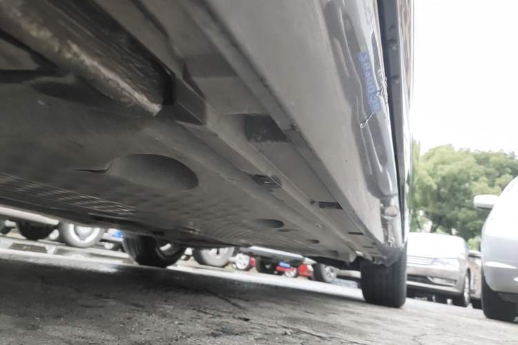 Used Volkswagen Magotan 2015 1.8TSI Advanced Model Left Side Sill