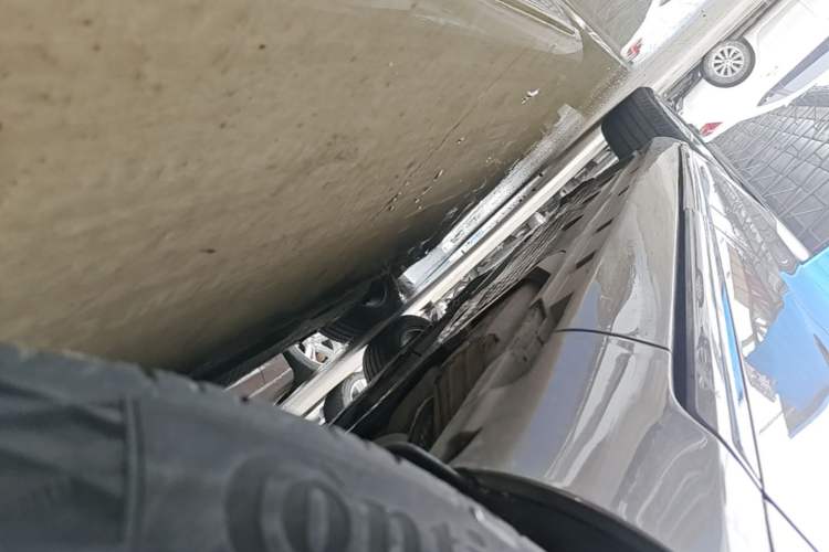 Used Volkswagen Magotan 2015 1.8TSI Advanced Model Left Side Sill