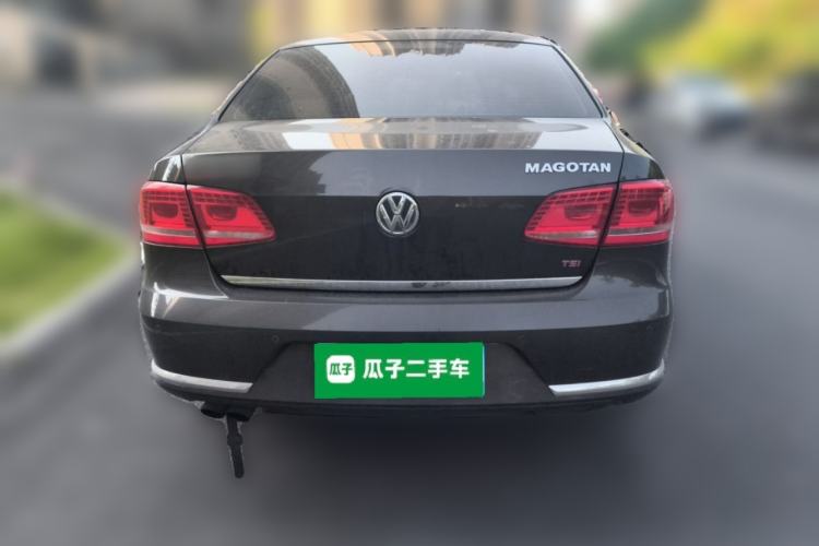 Used Volkswagen Magotan 2015 2.0 TSI Luxury Model Rear