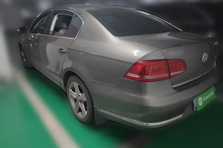 Used Volkswagen Magotan 2015 2.0 TSI Prestige Model Rear Left 45 Deg