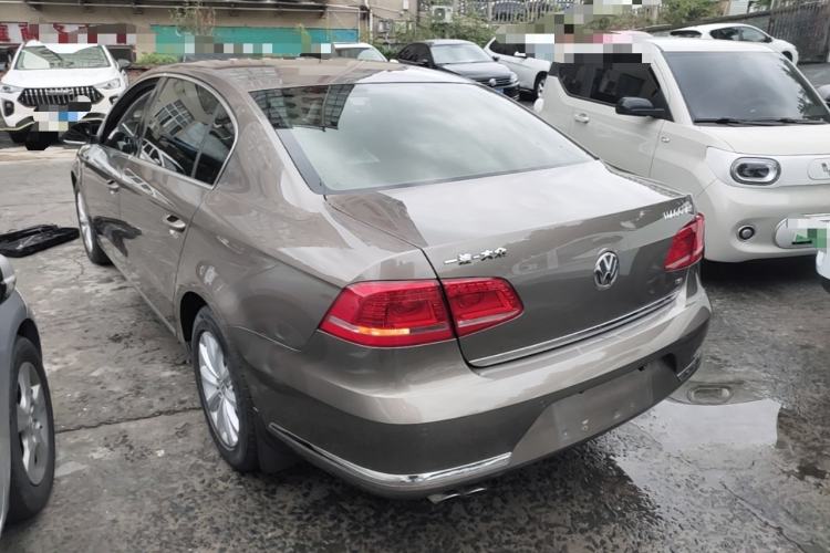 Used Volkswagen Magotan 2015 1.8TSI Advanced Model Rear Left 45 Deg