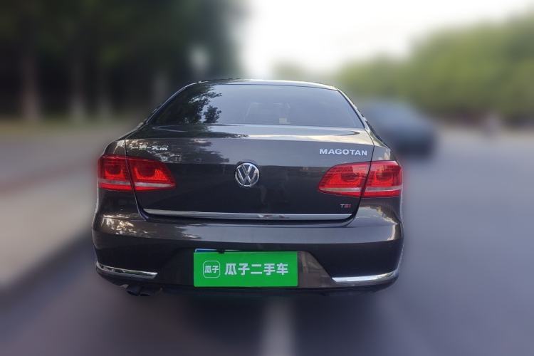 Used Volkswagen Magotan 2015 1.8TSI Advanced Model Rear