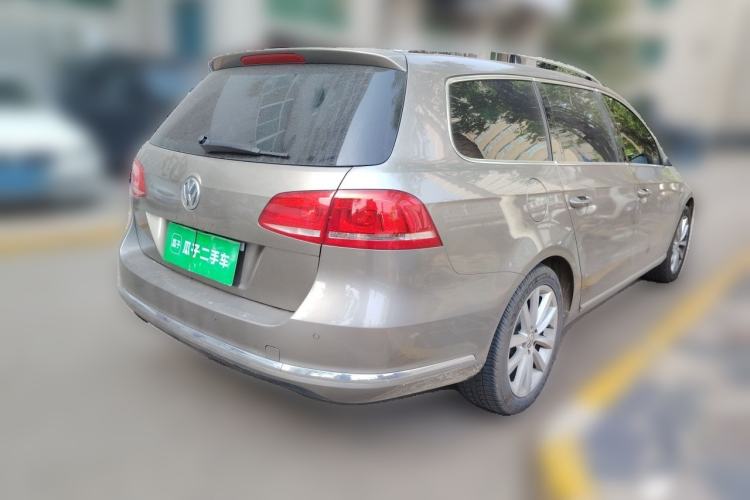 Used Volkswagen Magotan 2015 Travel Edition 2.0 TSI Comfort Version Rear Right 45 Deg