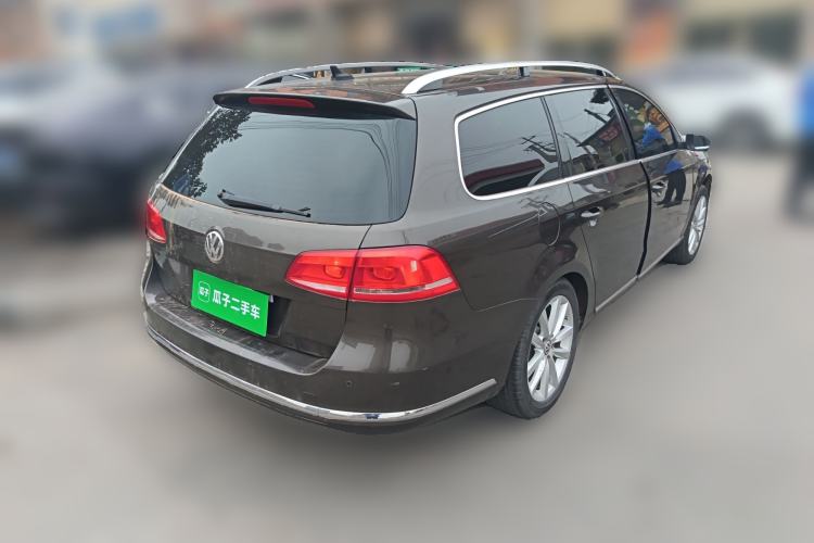 Used Volkswagen Magotan 2015 Travel Edition 2.0 TSI Comfort Version Rear Right 45 Deg