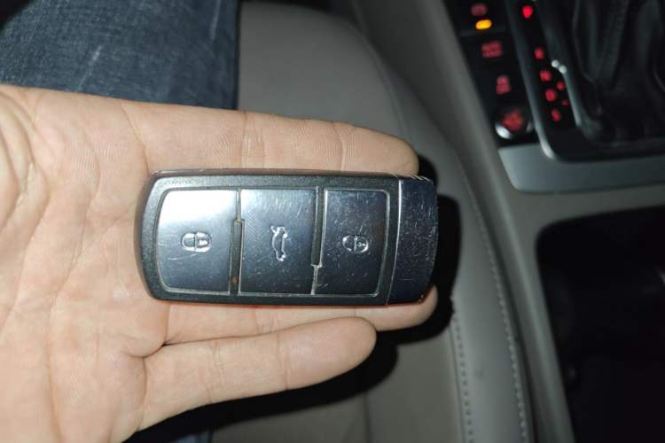 Used Volkswagen Magotan 2015 2.0 TSI Prestige Model Vehicle Key