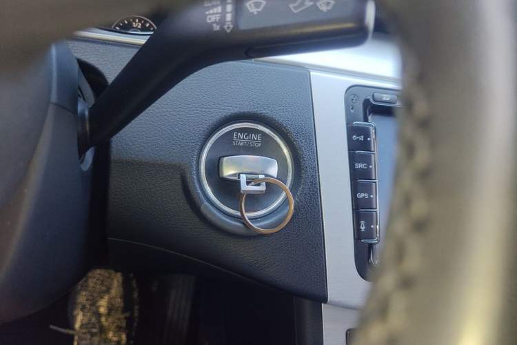 Used Volkswagen Magotan 2015 1.8TSI Advanced Model Vehicle Key