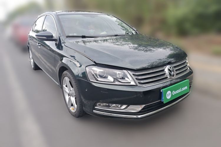 Used Volkswagen Magotan 2015 1.8TSI Prestige Model Front Right 45 Deg