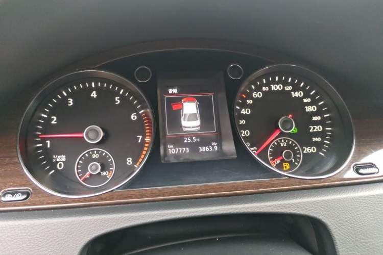 Used Volkswagen Magotan 2015 1.8TSI Prestige Model Instrument Cluster