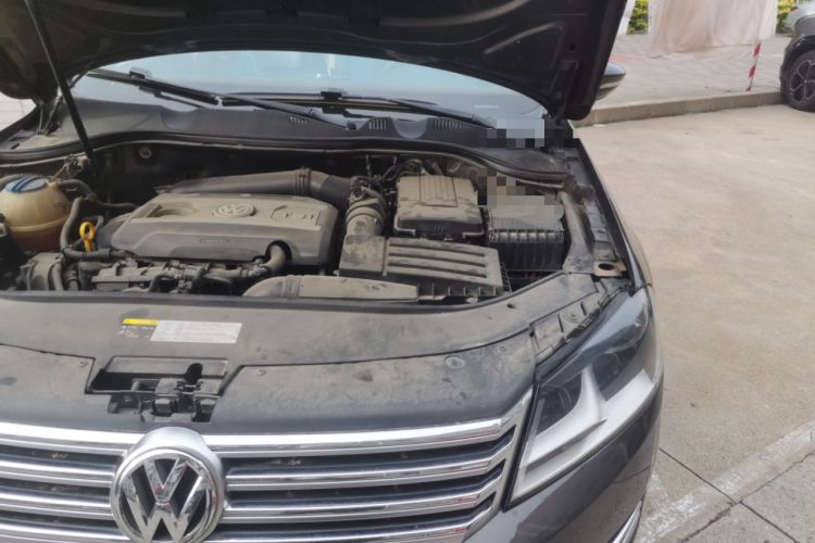 Used Volkswagen Magotan 2015 1.8TSI Advanced Model Engine Bay Left