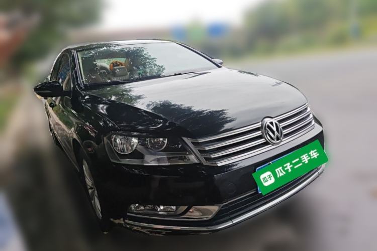 Used Volkswagen Magotan 2015 1.8TSI Advanced Model Front Right 45 Deg